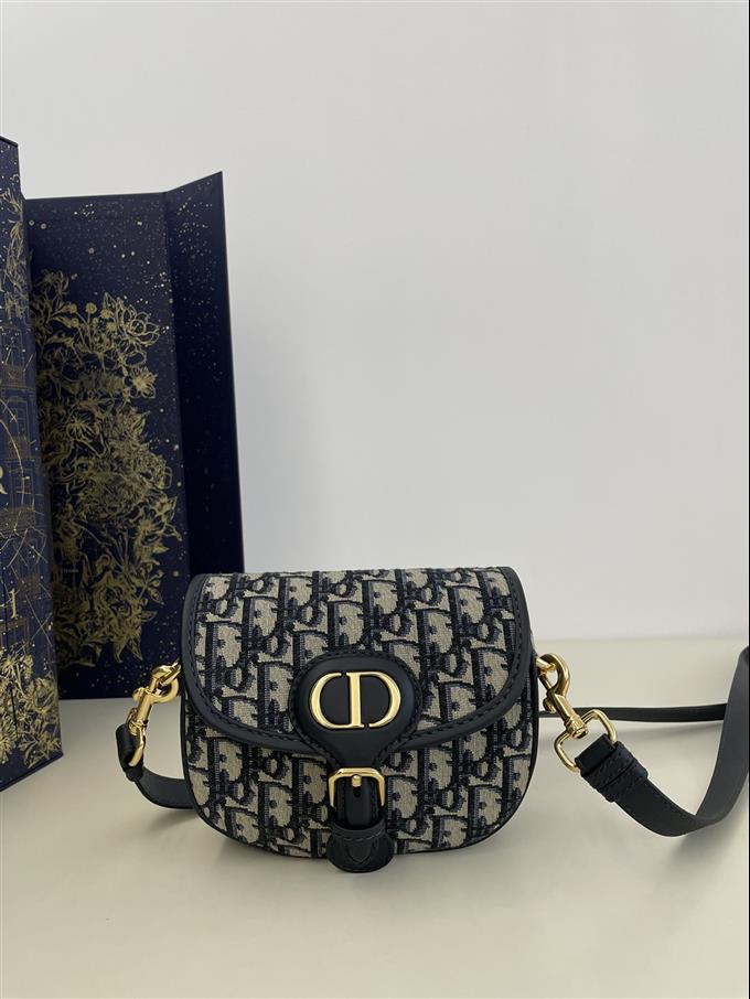 2025228Y550P21011491