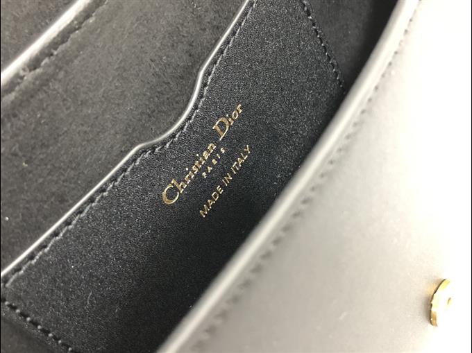 2025228Y580P21012883