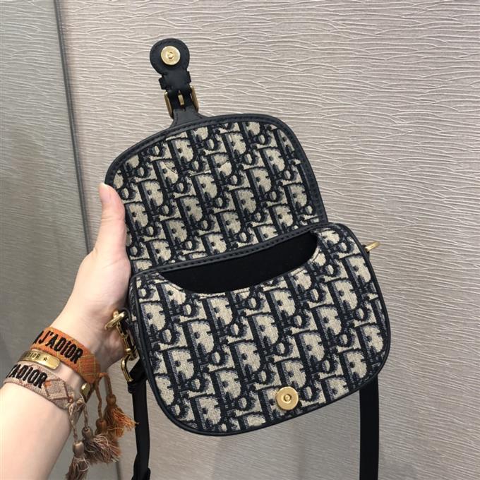 2025228Y580P21013134