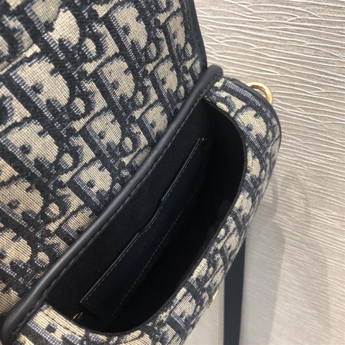 2025228Y580P21013148