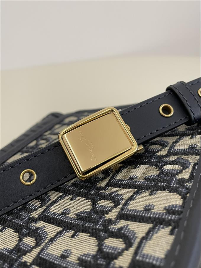 2025228Y600P21014232