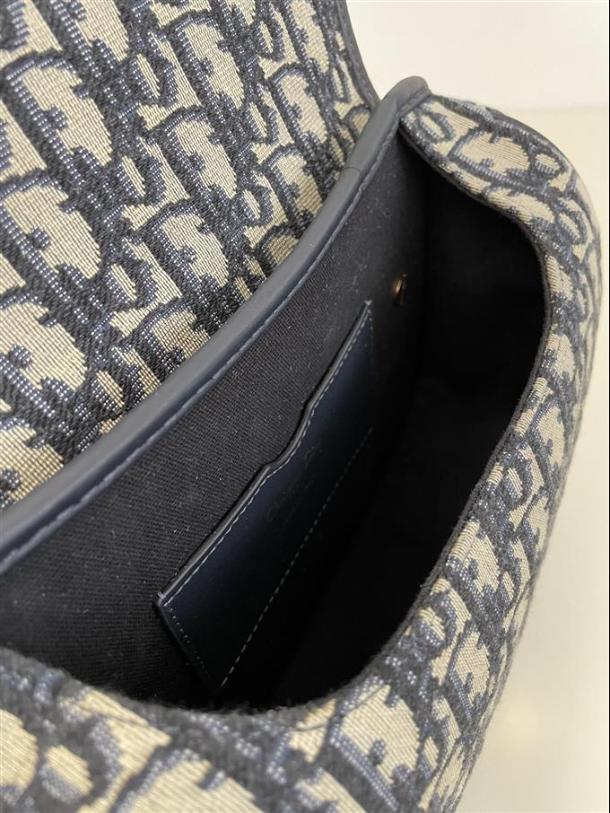 2025228Y600P21014279