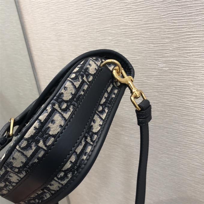 2025228Y600P21014636