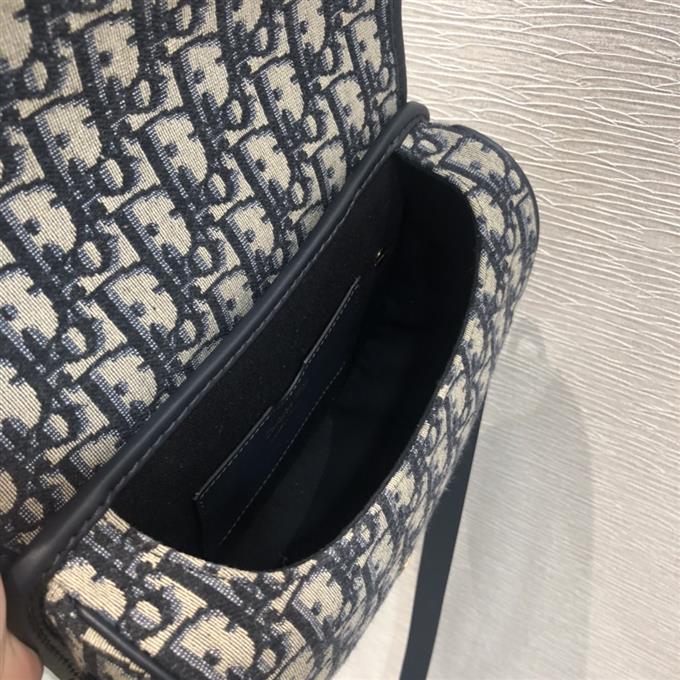 2025228Y600P21014699