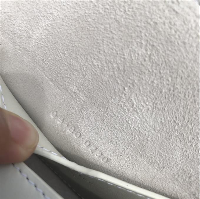 2025228Y880P21010625