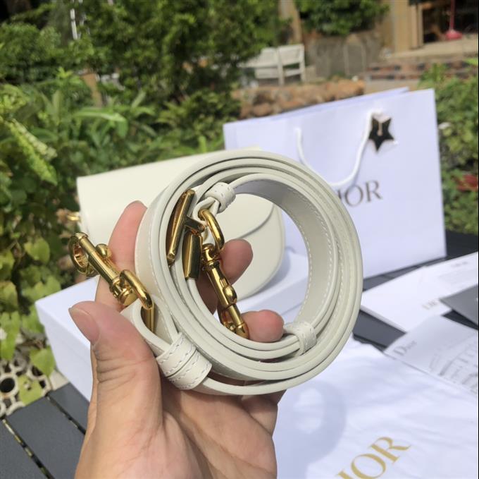 2025228Y880P21010640