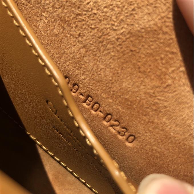 2025228Y880P21010779