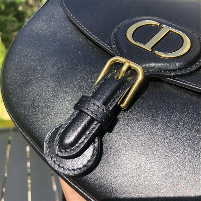 2025228Y880P21010873