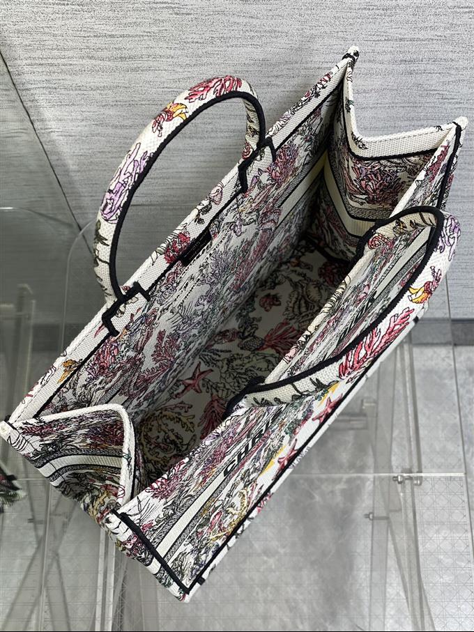 2025228Y550P212155922