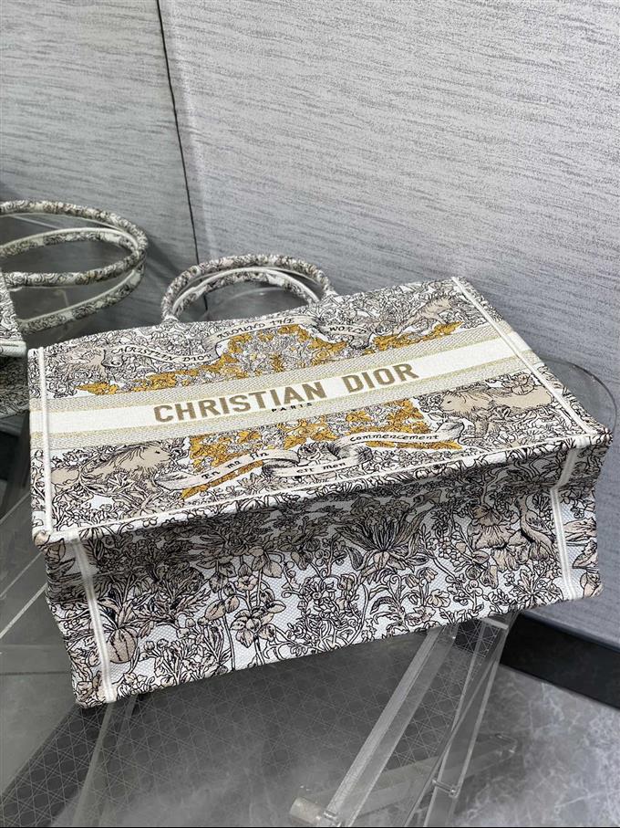 2025228Y550P212156757