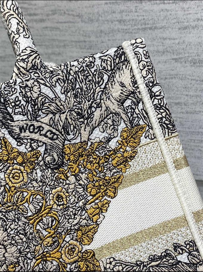 2025228Y550P212157710