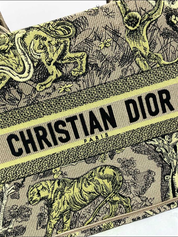 2025228Y580P203752714