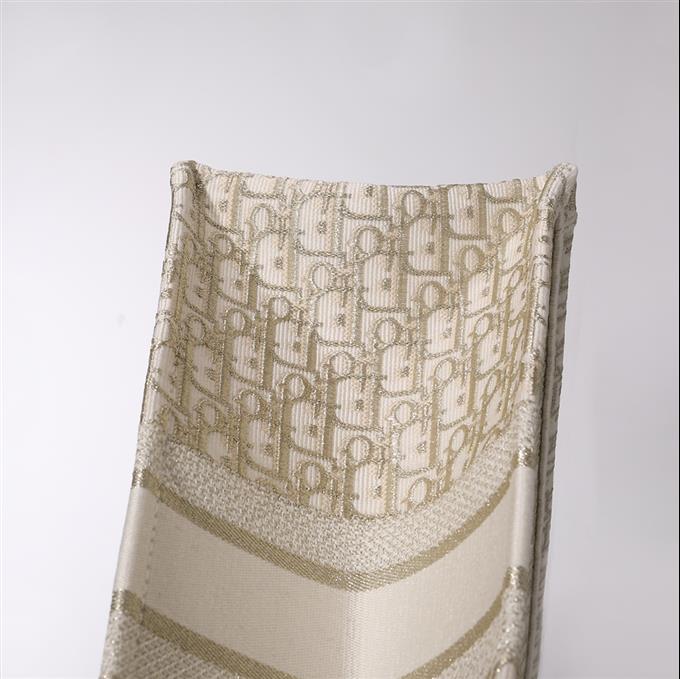 2025228Y580P203754515