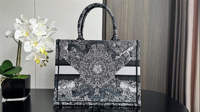 2025228Y580P203811979