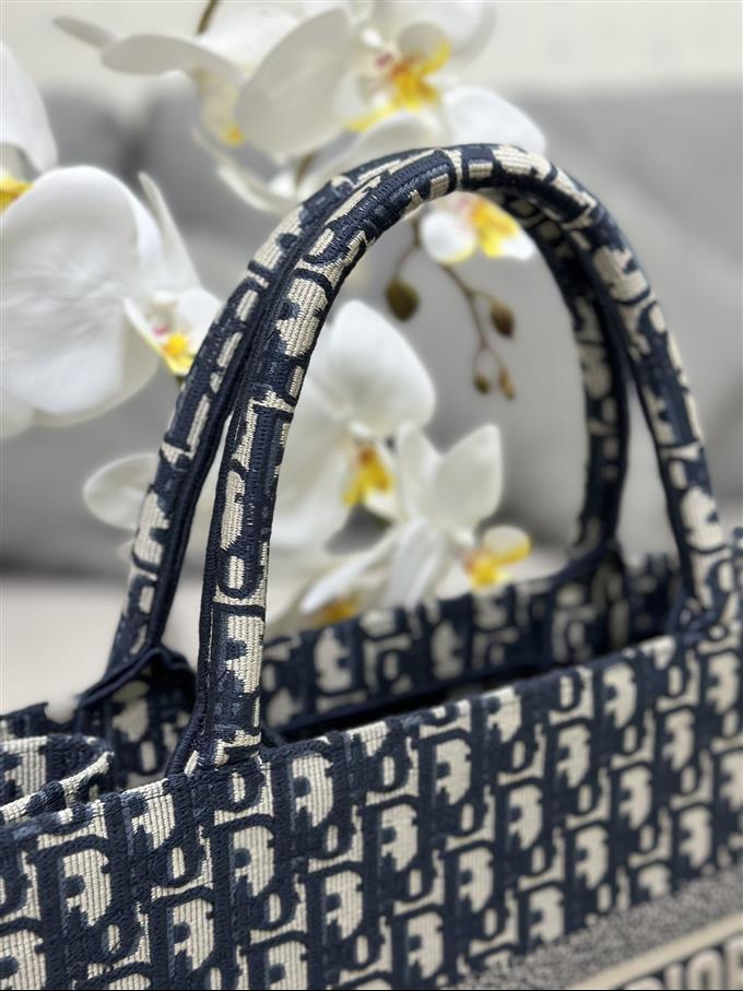 2025228Y580P203813844