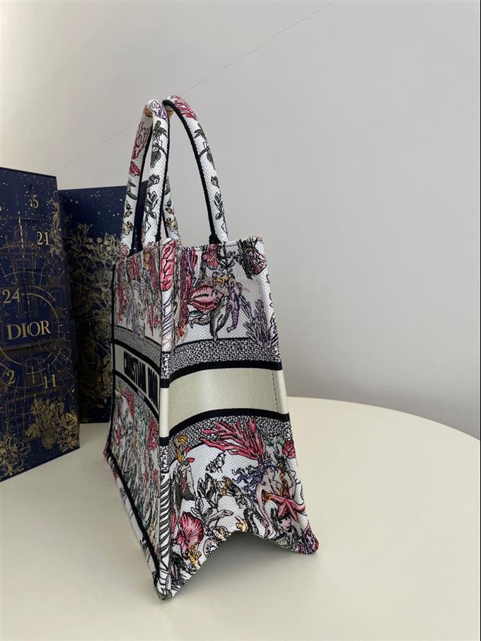 2025228Y580P21220122