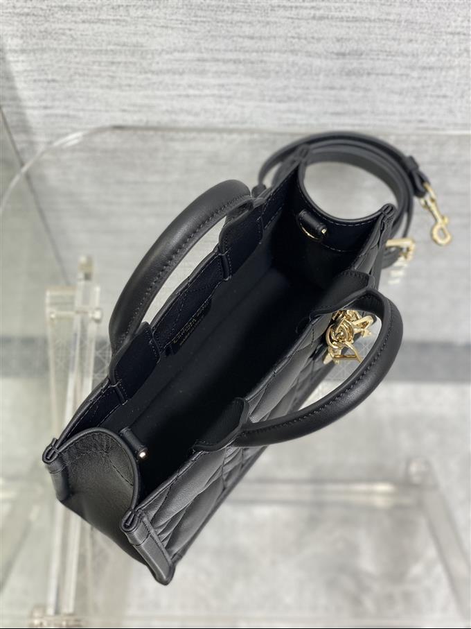 2025228Y600P203758397