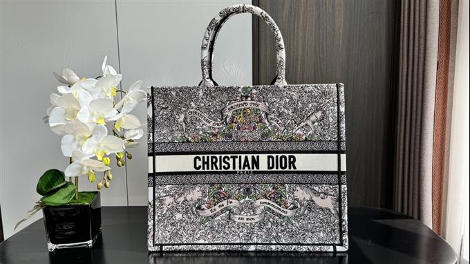 2025228Y600P203820690