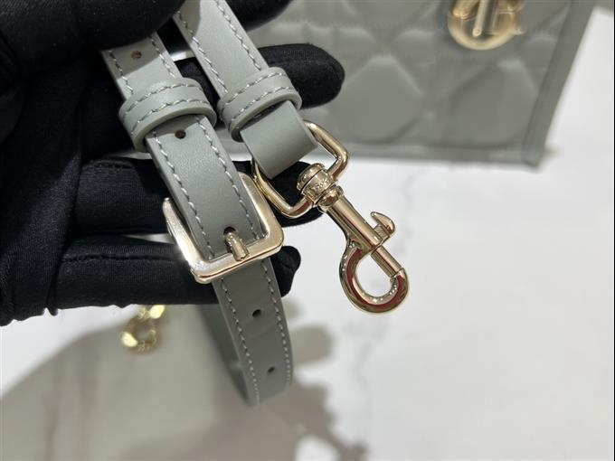 2025228Y600P203822268