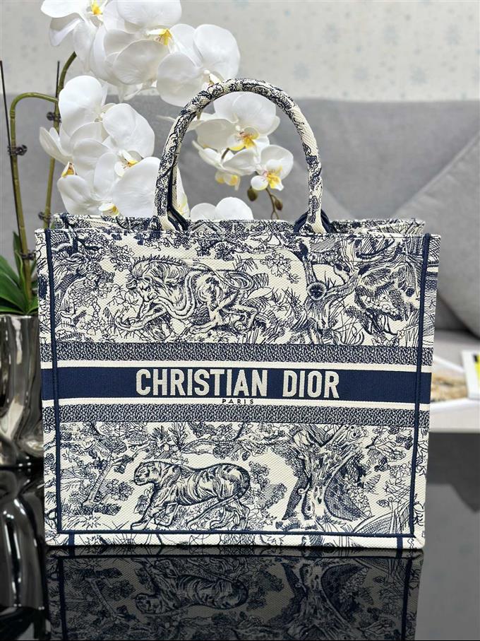 2025228Y600P203823967