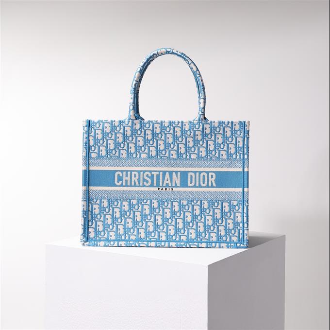 2025228Y600P203825378