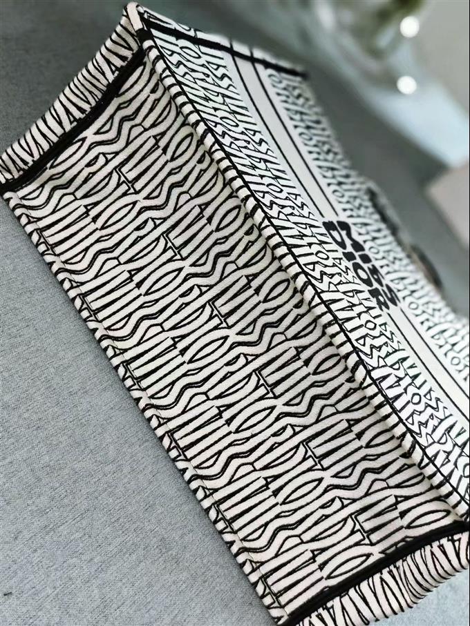 2025228Y600P203826610