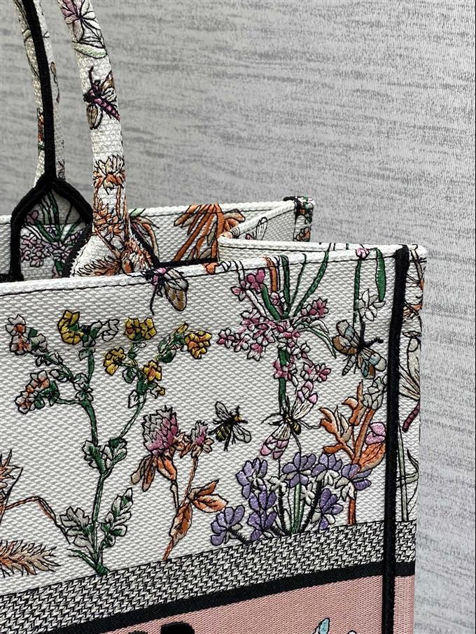 2025228Y600P203826672