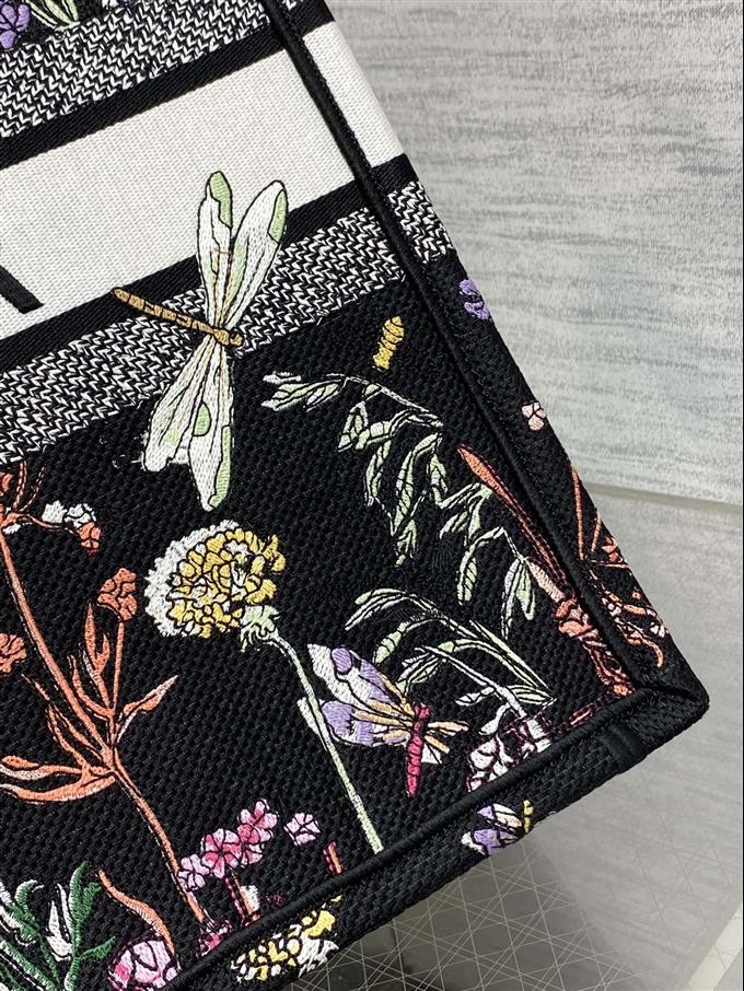 2025228Y600P212142549