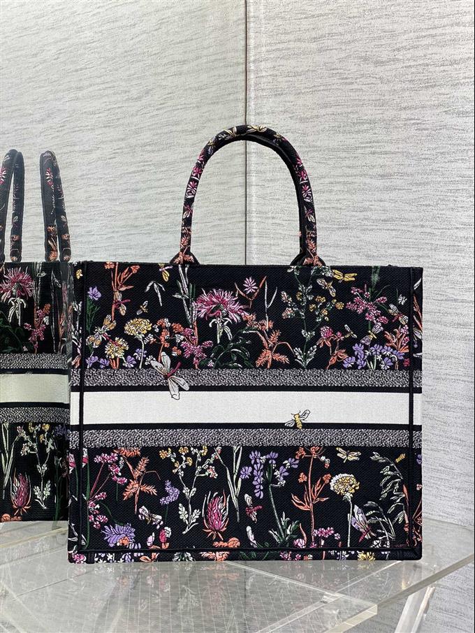 2025228Y600P212142565