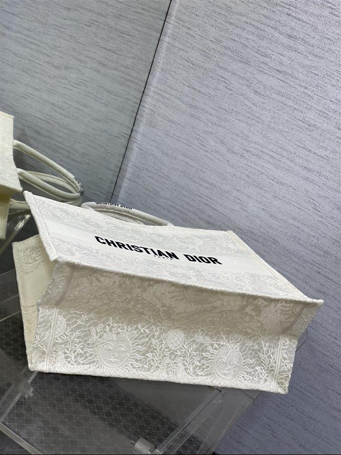 2025228Y600P212143182