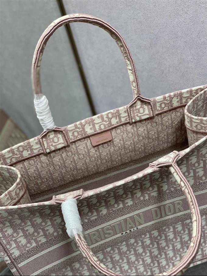 2025228Y600P212143482