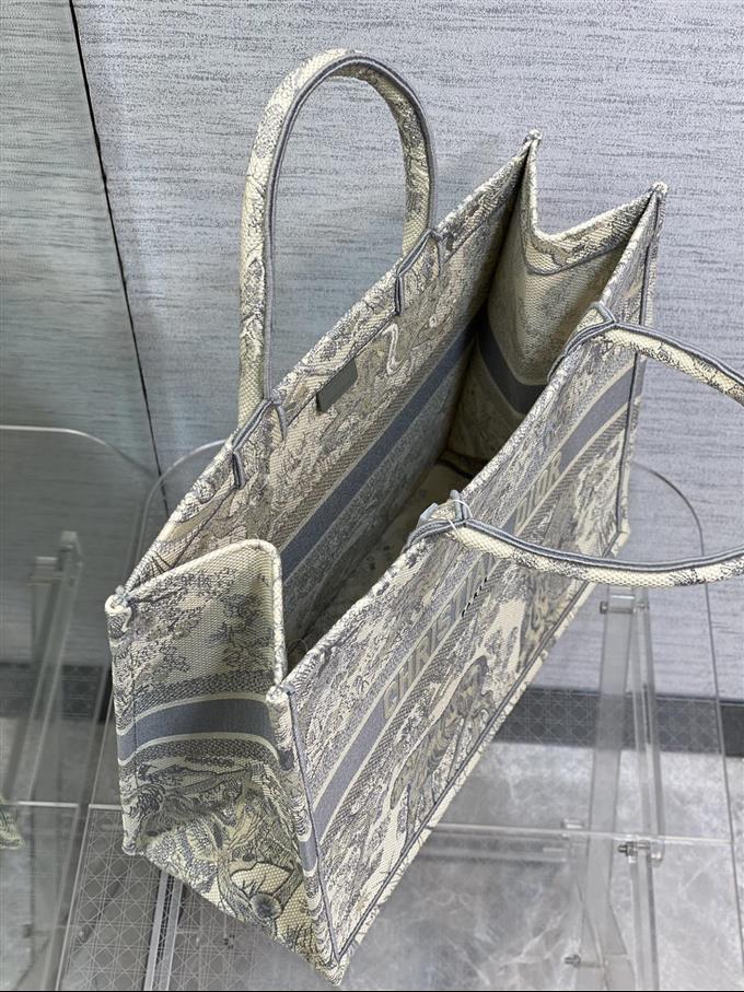 2025228Y600P212143907