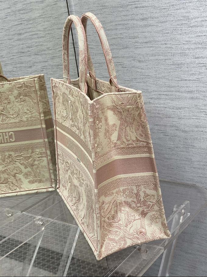 2025228Y600P212144319