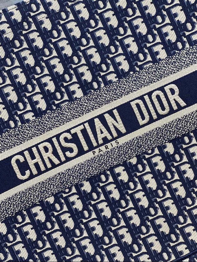 2025228Y600P212144827