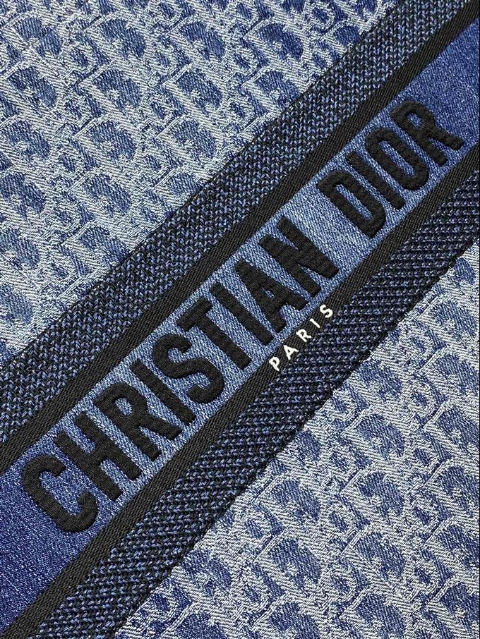 2025228Y600P21221354