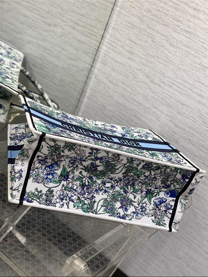 2025228Y600P21222128