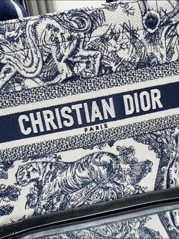 2025228Y650P203828220