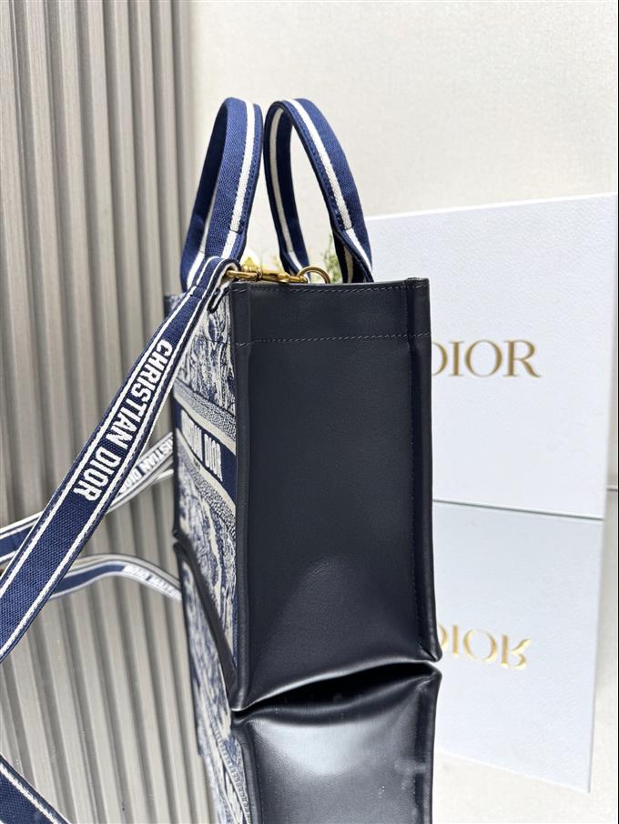 2025228Y650P203828284