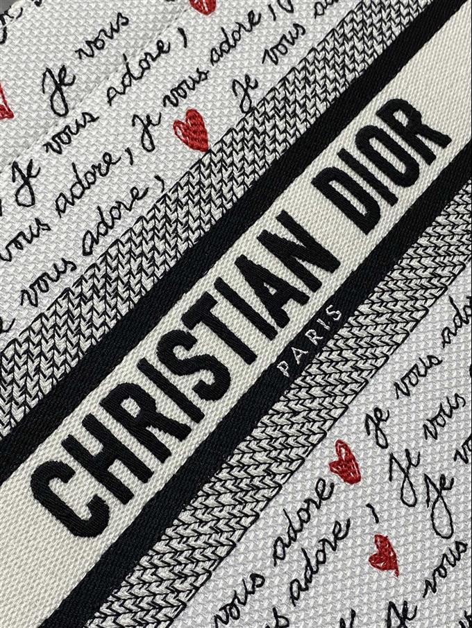 2025228Y650P21224471