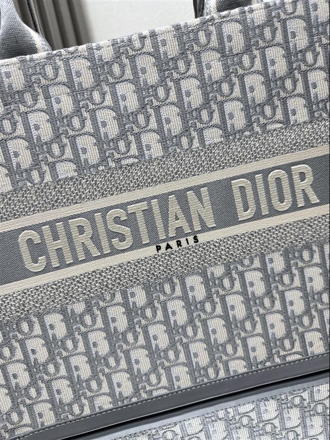 2025228Y700P203829226