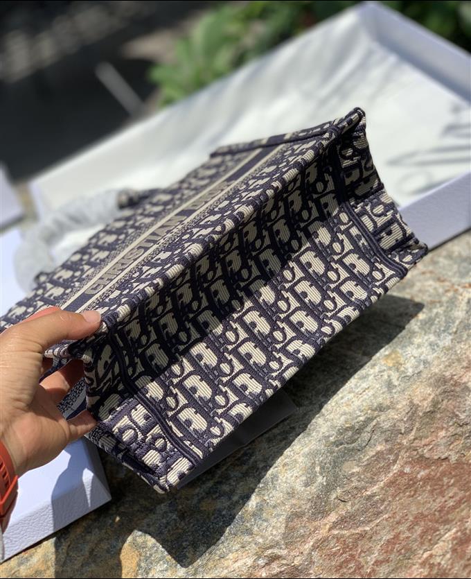 2025228Y700P212145330