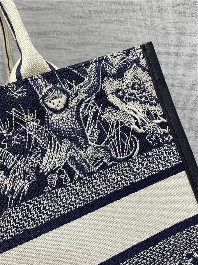 2025228Y700P21227923