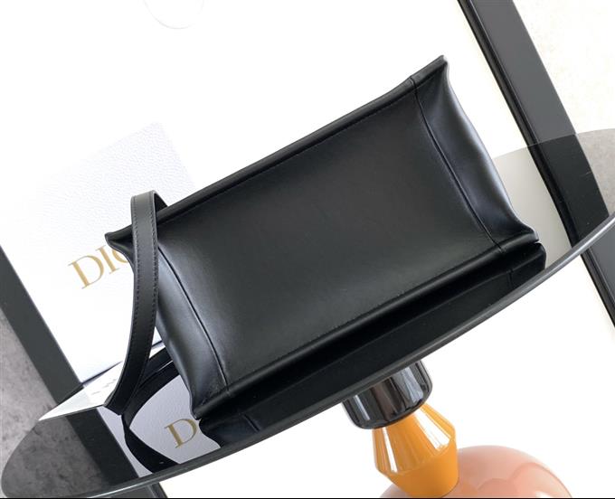 2025228Y750P203758616