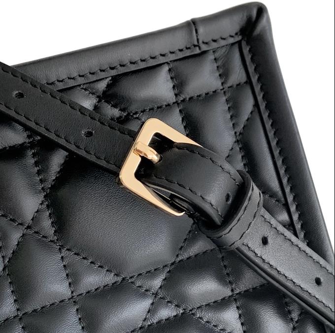 2025228Y750P203758663