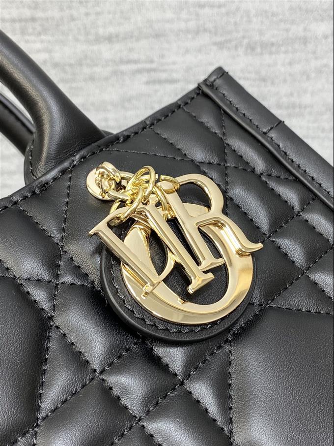 2025228Y750P212147553