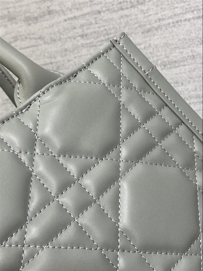 2025228Y750P21214823