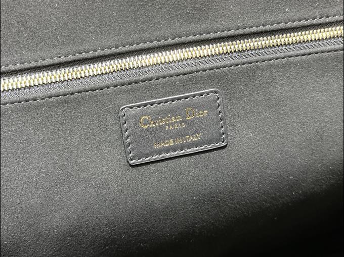 2025228Y980P203831325