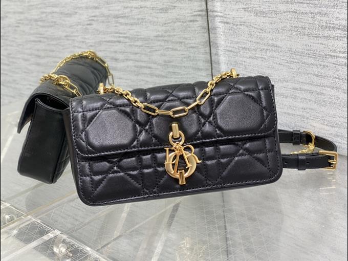 2025228Y700P221926534