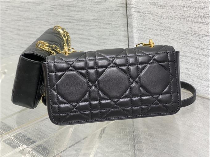 2025228Y700P221926582