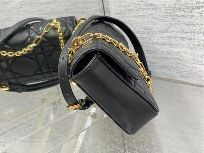 2025228Y700P221926598